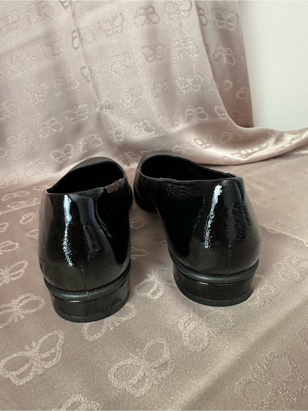 Ecco Women's Black Leather Round-Toe Ballet Flats - Picture 5 of 9